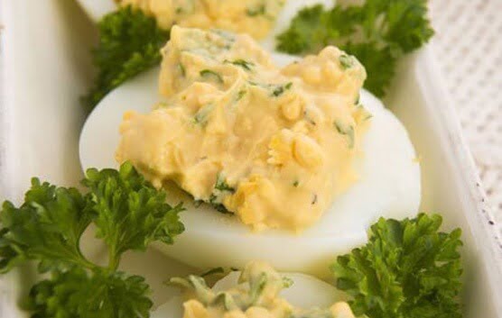 Kiaušiniai įdaryti fermentiniu sūriu