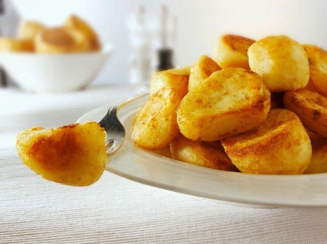 Keptos bulvės su paprika ir sūriu